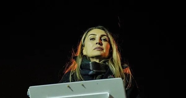 Türkiye'yi Batı'ya şikayet den Özel yine İngiliz'e konuştu! Yeni masa planını anlattı